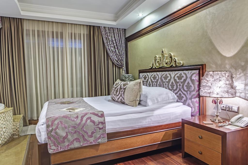 Bulbul Yuvasi Boutique Hotel Foça Exteriör bild