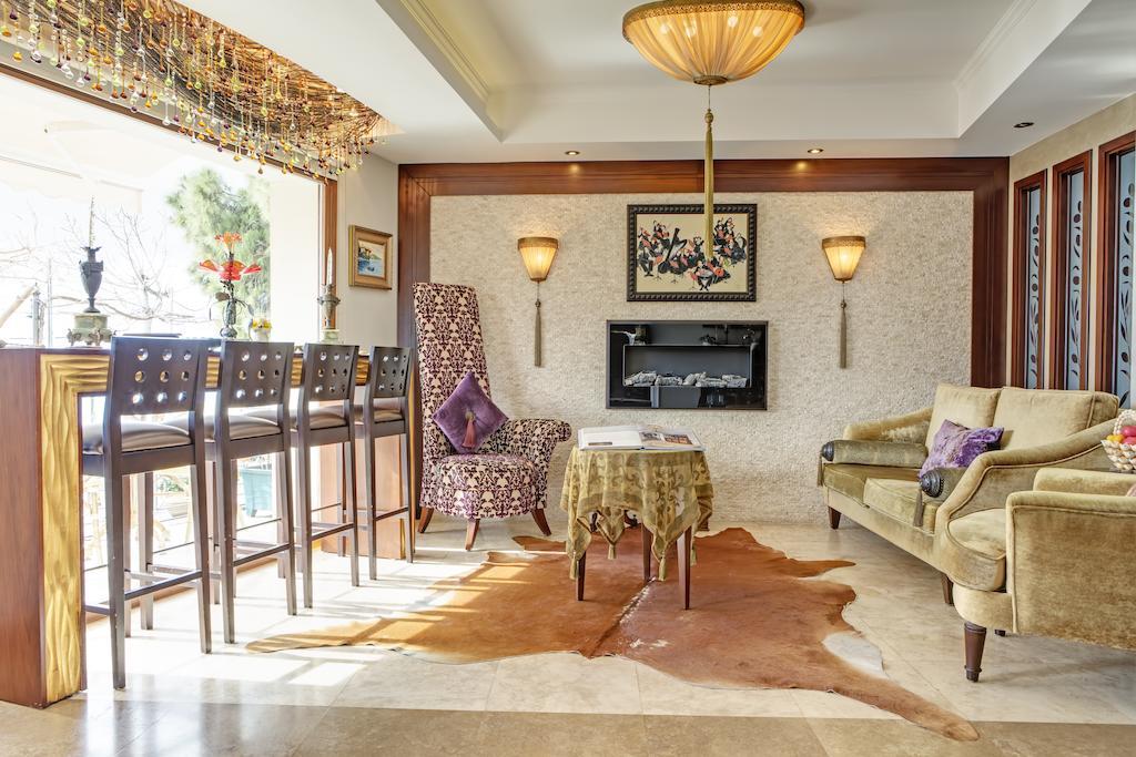 Bulbul Yuvasi Boutique Hotel Foça Exteriör bild